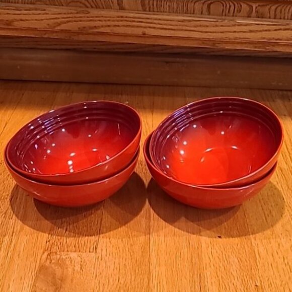 Le Creuset Set of TWO CERISE 16cm Cereal Bowls - Picture 2 of 5